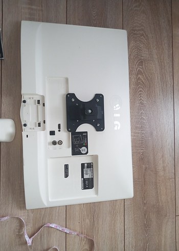 Beyaz LG televizyon - Görsel 8