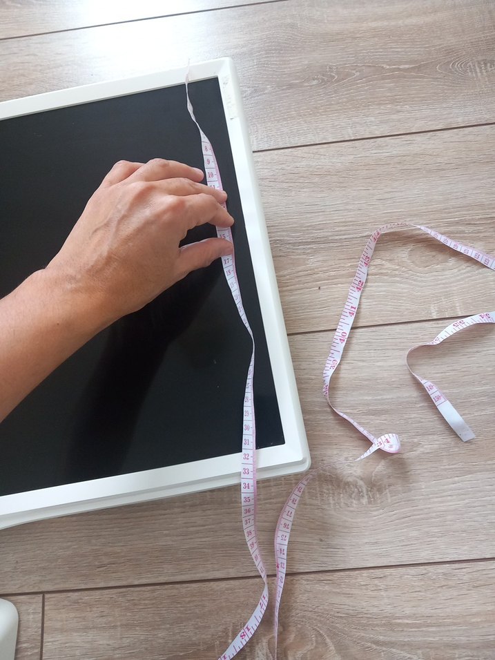 Beyaz LG televizyon - Görsel 3