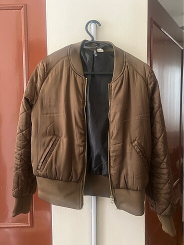 H&M hm bomber
