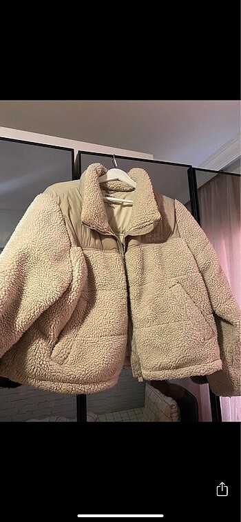 m Beden Pull And Bear Mont