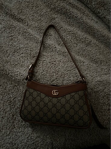 Guess çanta