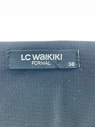 38 Beden siyah Renk LC Waikiki Yelek %70 İndirimli.