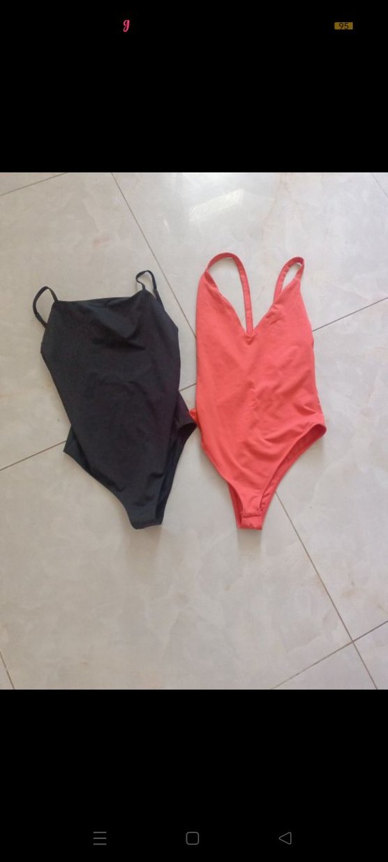 siyah turuncu kadin - Görsel 2