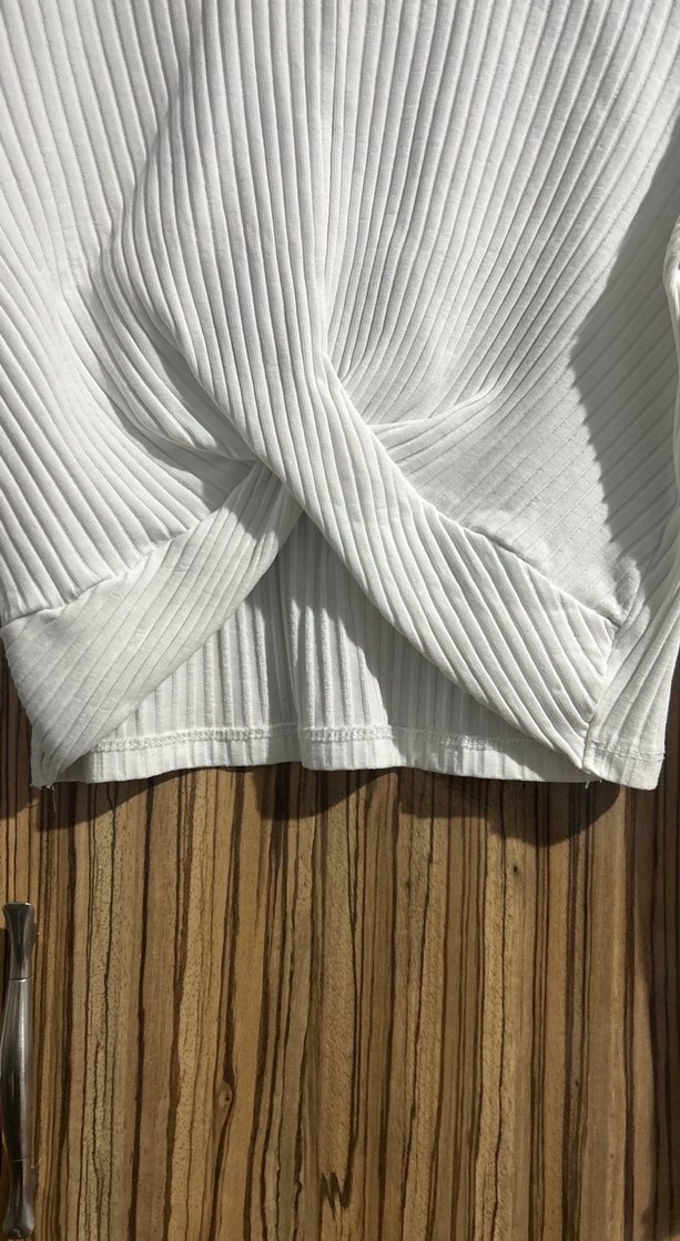 Beyaz Piliseli Kadın Uzun Kollu crop - Görsel 3