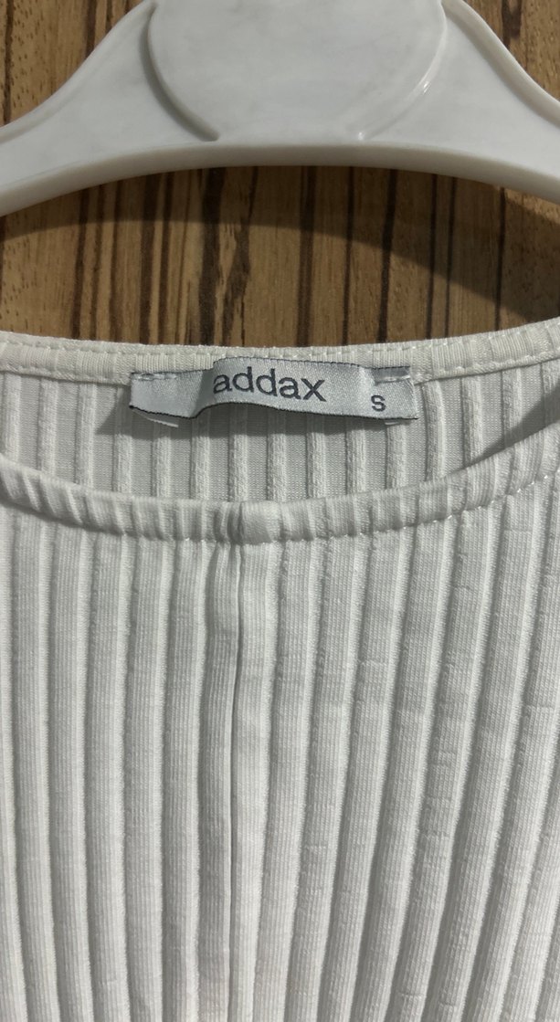 Beyaz Piliseli Kadın Uzun Kollu crop - Görsel 4