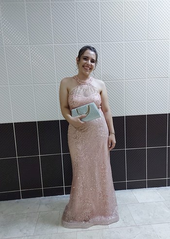 Pembe Dantel İşlemeli Uzun Abiye Elbise