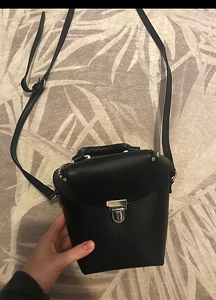 Stradivarius minik çanta