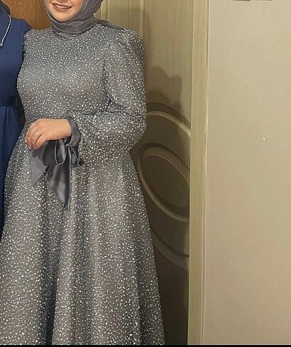 Bir kere ev nişanında giyildiiii
