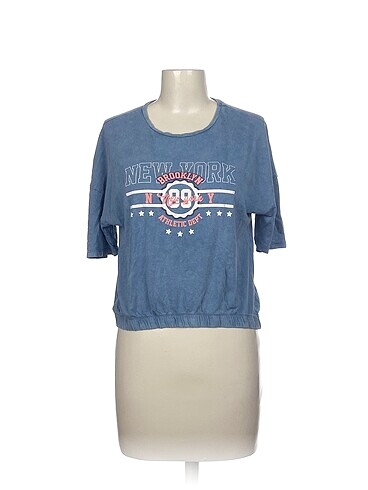 LC Waikiki T-shirt %70 İndirimli.