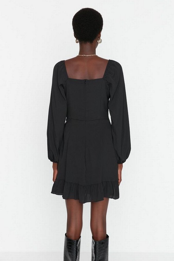 Trendyol & Milla Siyah Mini V Yaka Elbise - Görsel 2