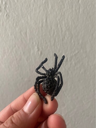  Beden siyah Renk Parıltılı örümcek model küpe