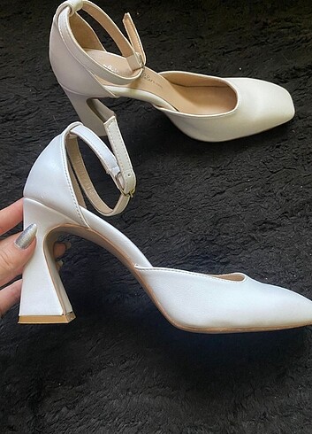 40 numara beyaz ayakkabı - Görsel 5