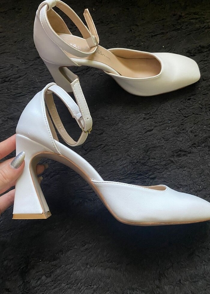 40 numara beyaz ayakkabı - Görsel 5