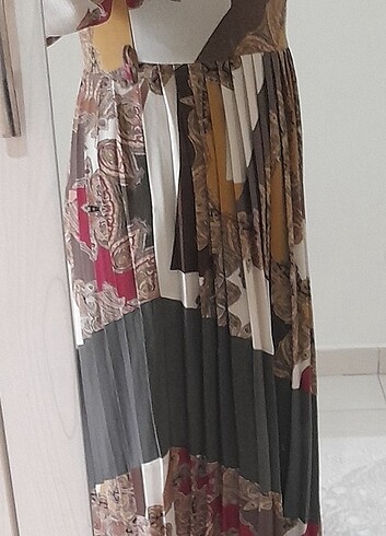 Zara Piliseli uzun elbise 