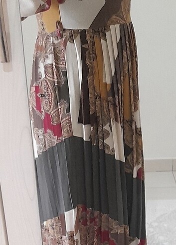 Zara Piliseli uzun elbise
