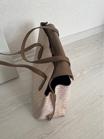  Beden Nine west çanta