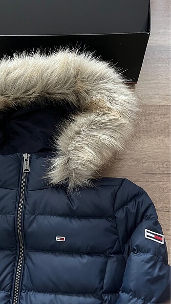 s Beden Tommy Hilfiger orjinal