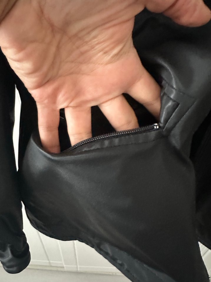 Siyah yağmurluk,Kapüşonlu, Fermuarlı - Görsel 5