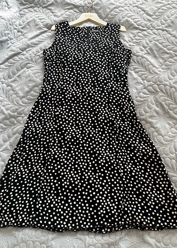 Siyah Puantiyeli V Yaka Uzun Elbise - Görsel 9