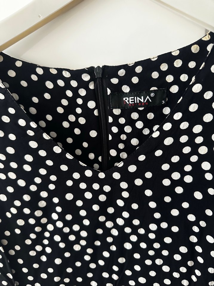 Siyah Puantiyeli V Yaka Uzun Elbise - Görsel 2