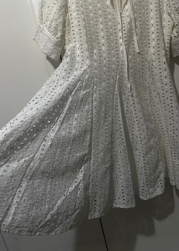 Cream Rounge Kısa balon Kollu Beyaz fisto Elbise - Görsel 4