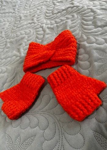 Örgü Kadın Eldiveni ve Saç Bandı Seti - Görsel 2