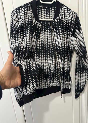Kadın Siyah Zebra Desenli Fermuarlı Ceket - Görsel 2