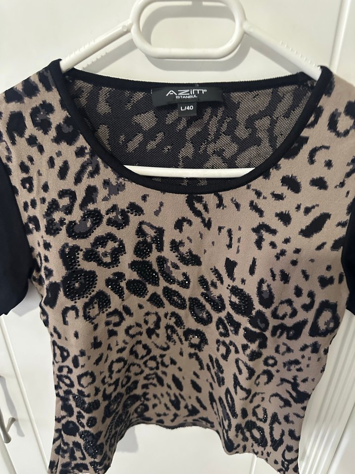 Leopar Desenli Kısa Kollu triko  Bluz - Görsel 2