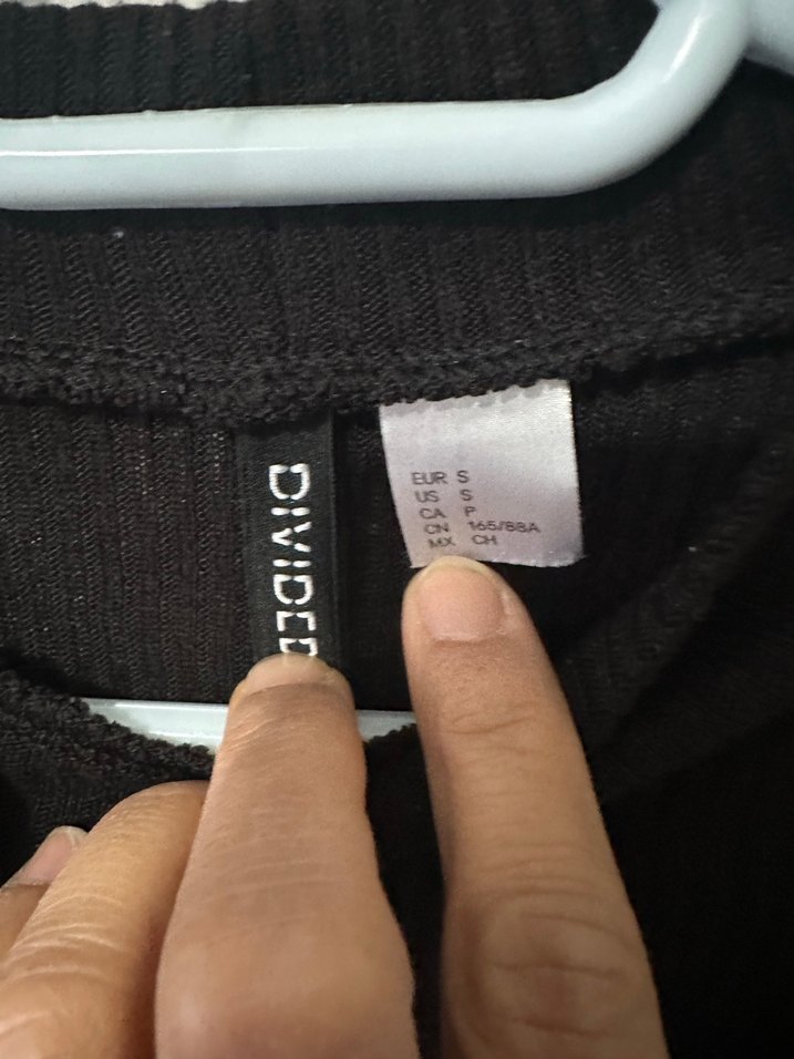 Siyah Boğazlı ince trikomsu bluz - Görsel 3