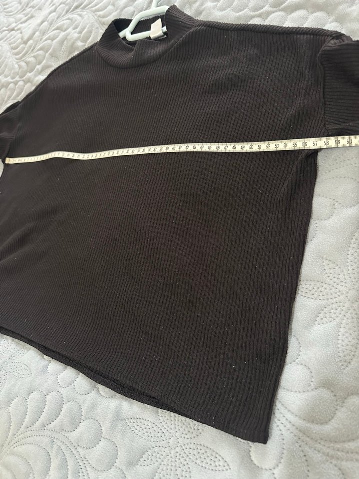 Siyah Boğazlı ince trikomsu bluz - Görsel 5