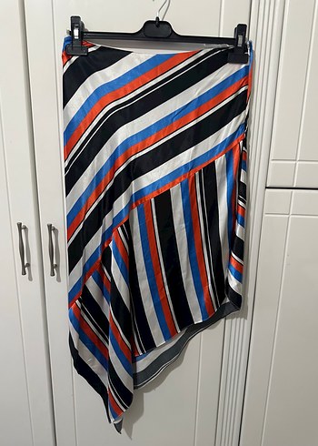 Twist Marka Renkli Cizgili Asimetrik Etek