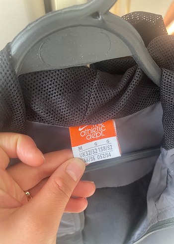 Erkek Nike Siyah Fermuarlı Yağmurluk - Görsel 4