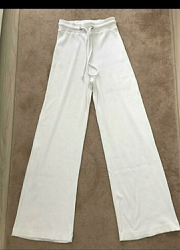 Trendyol & Milla Beyaz triko bol paça pantolon 