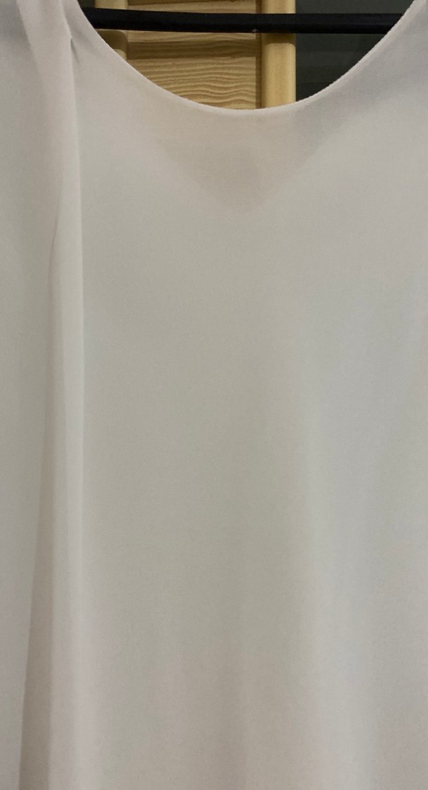 Beyaz Kolsuz Kadın Bluz - Görsel 3