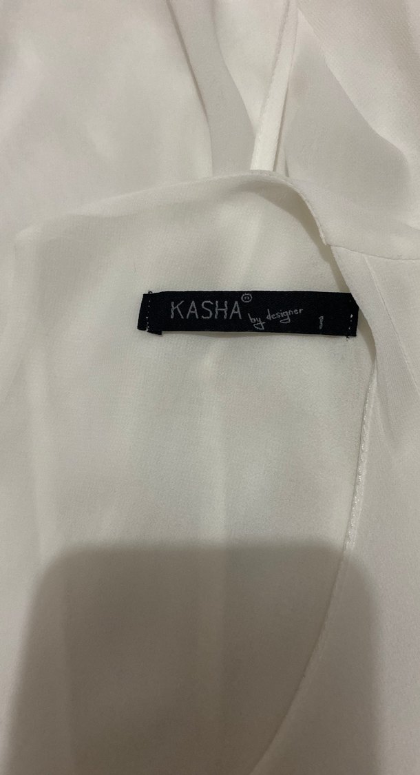 Beyaz Kolsuz Kadın Bluz - Görsel 4