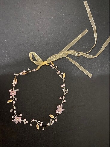 Diğer İncili pembe toka
