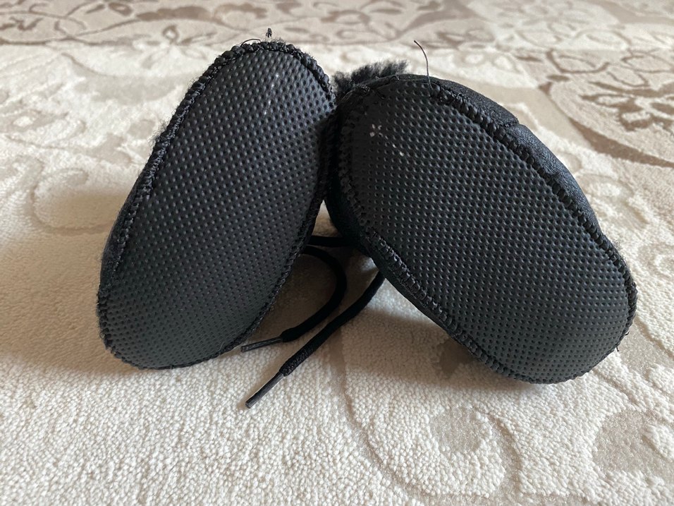 Siyah Bebek Sıcak Kürklü Ev Ayakkabısı - Görsel 4