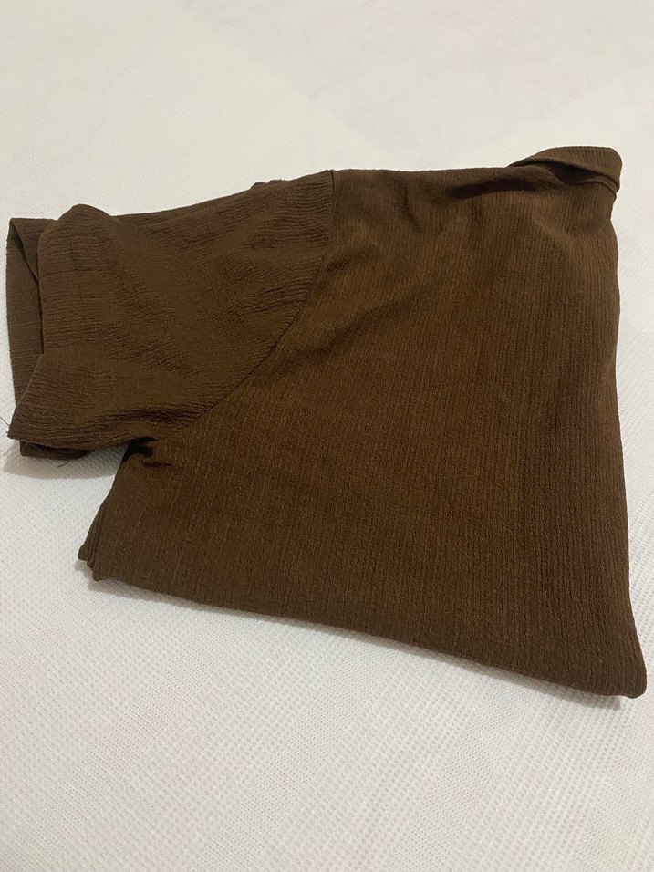 Düğmeli Kısa Kollu Kahverengi Gömlek - Görsel 4