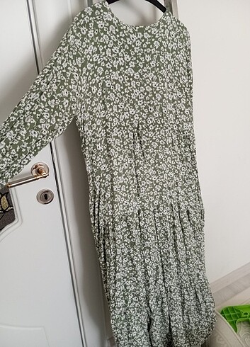 Uzun çiçekli elbise 
