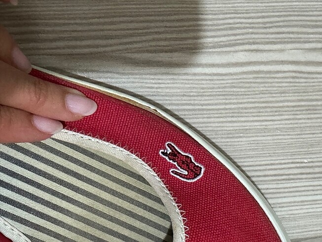 38 Beden Lacoste Babet