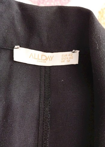 Kadın Siyah Uzun Keten Trençkot - Görsel 4