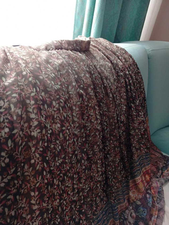 Bej Gri Bağlama Desenli Pilili Uzun Etek - Görsel 4