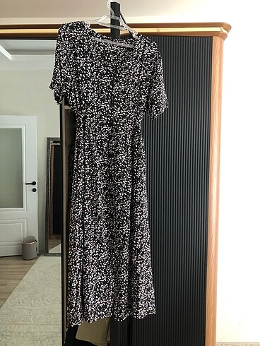 Zara Siyah midi elbise
