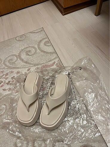 Stradivarius Stradivarius platform terlik