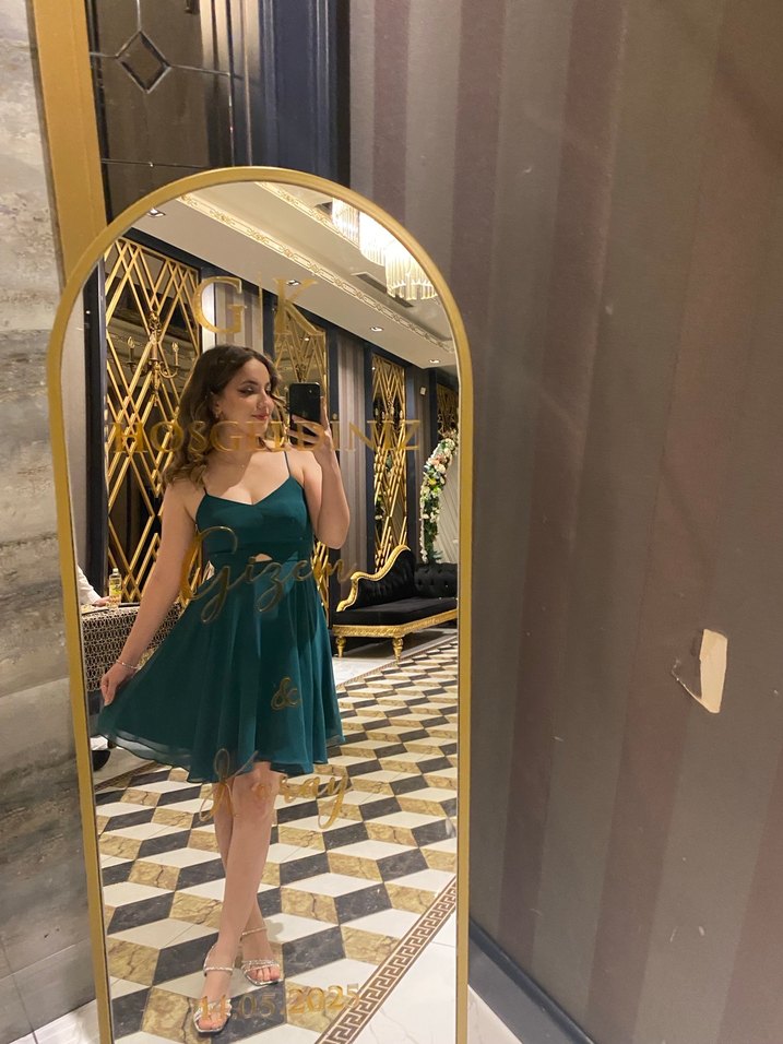 Yeşil Transparan Midi Mezuniyet Elbisesi - Görsel 4