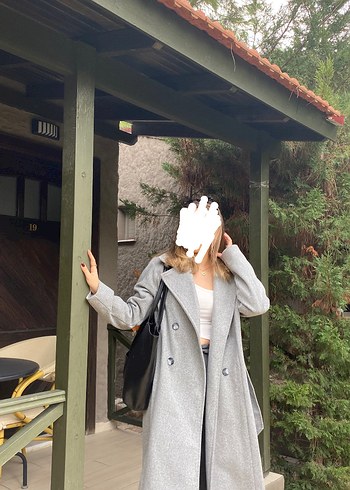 Çift düğmeli gri kaban - Görsel 2