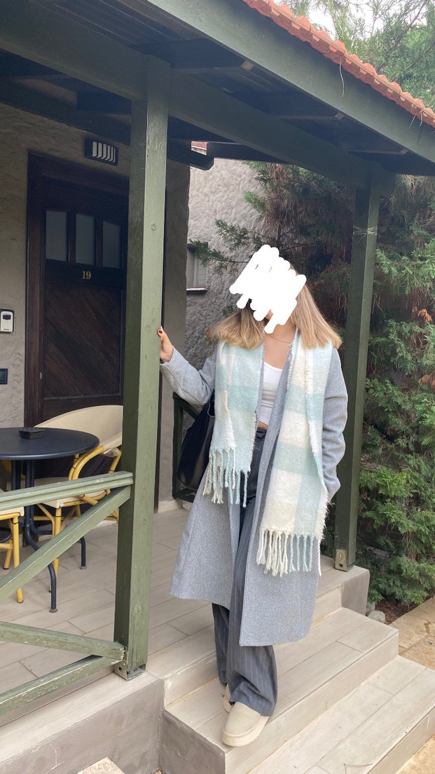 Çift düğmeli gri kaban - Görsel 4