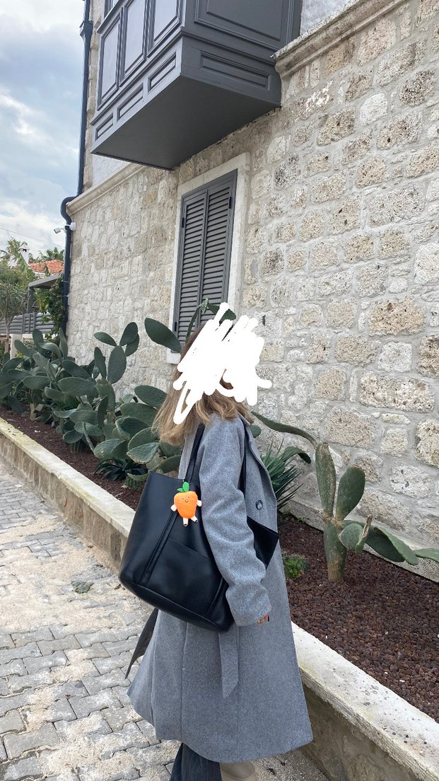 Çift düğmeli gri kaban - Görsel 3