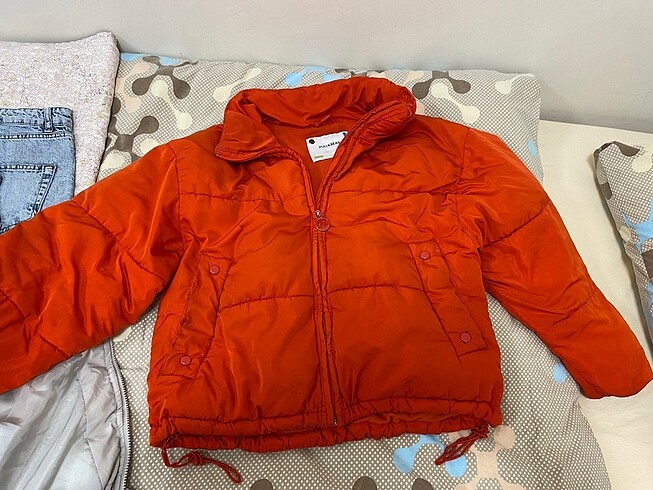 Pull and bear mont