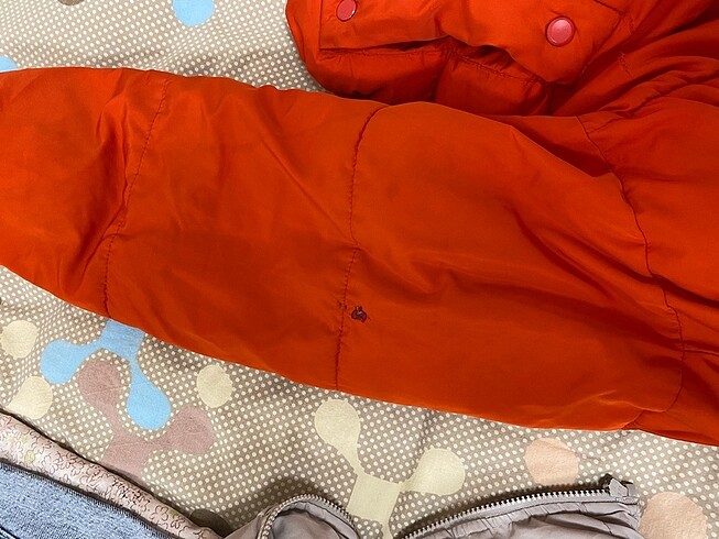 m Beden kırmızı Renk Pull and bear mont